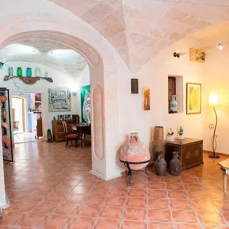 Charming Townhouse 7 Pax Wifi/aircon - Ca's Padri لوكماجور